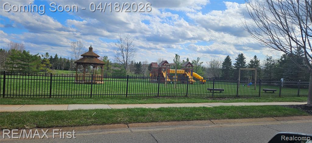 4128 Peach Tree Lane, Howell, MI 48843 — Photo 37