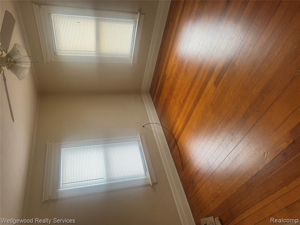 917 N MADISON Street, Lapeer, MI 48446 — Photo 11