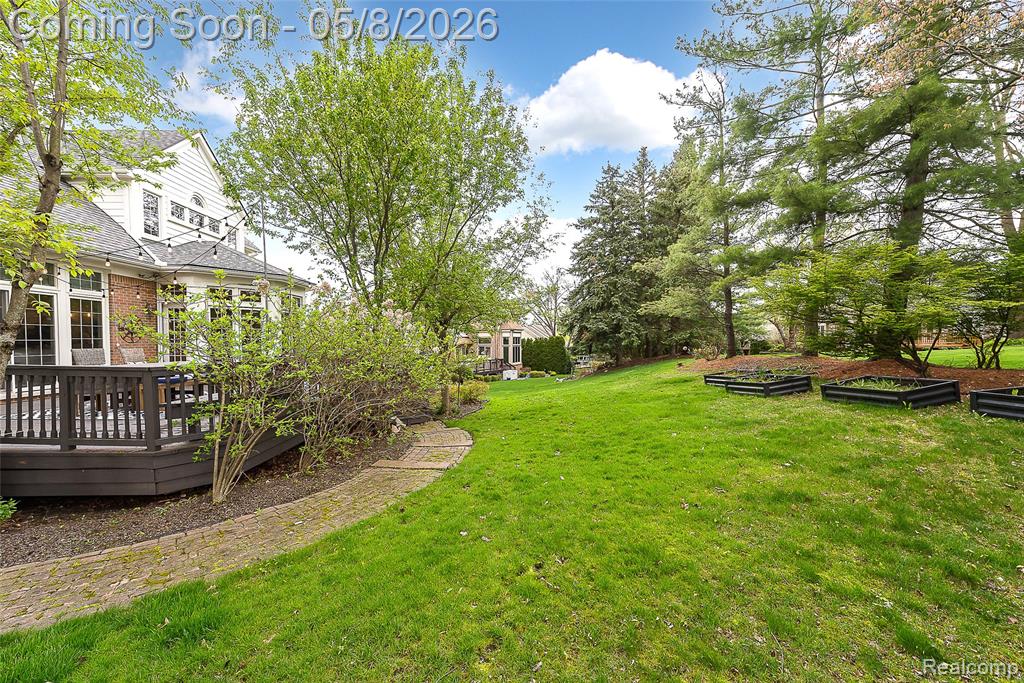 17350 Rolling Woods Circle, Northville, MI 48168 — Photo 44