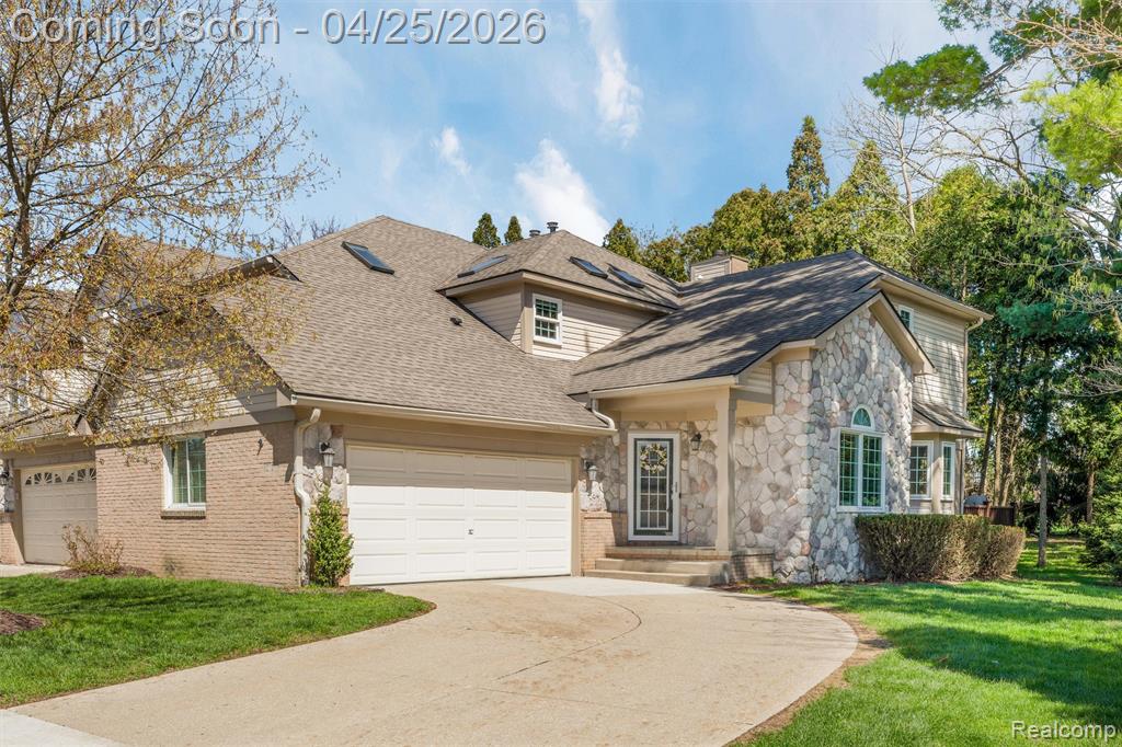 2027 Preserve Circle E, Canton, MI 48188 — Photo 2