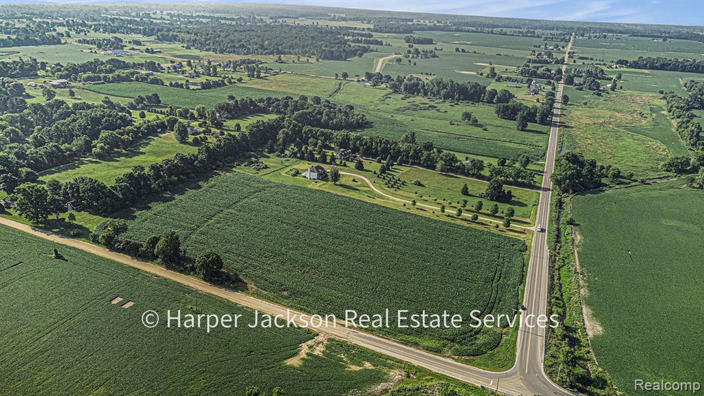 00 Fowlerville, Fowlerville, MI 48836 — Photo 3
