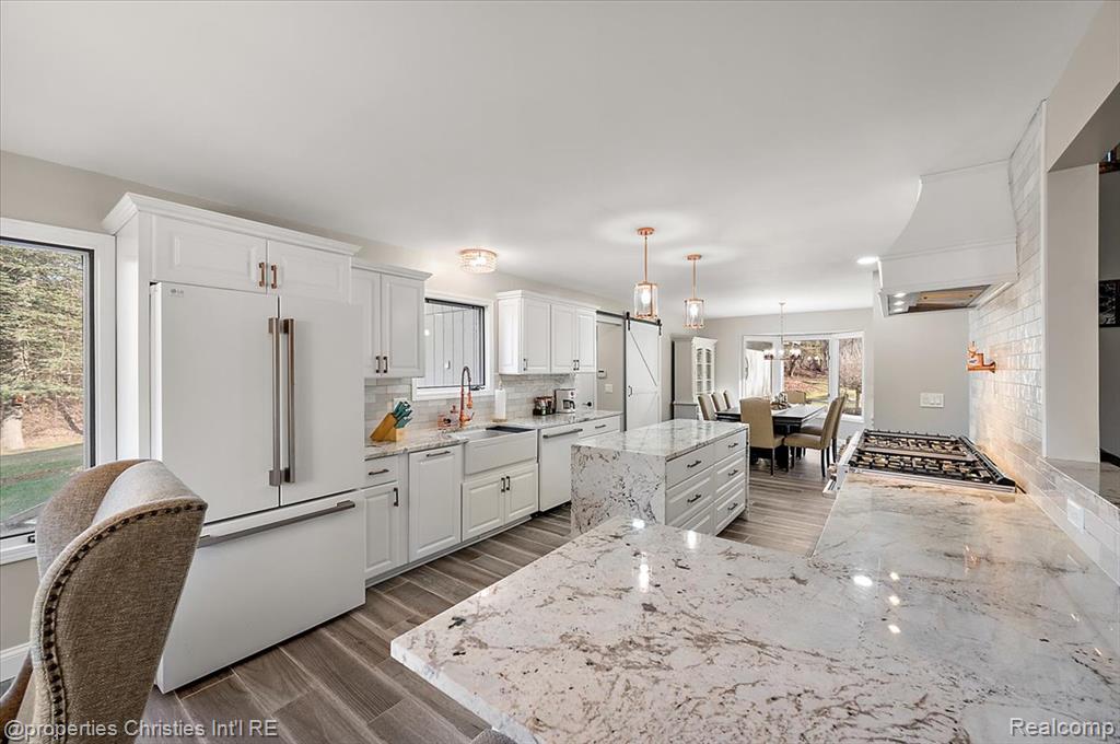 5160 Old Mill Road, Rochester, MI 48306 — Photo 4
