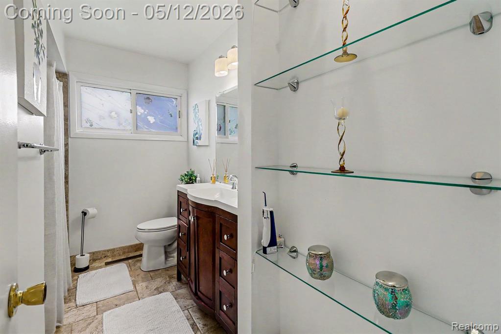 9801 Coledale Court, White Lake, MI — Photo 15