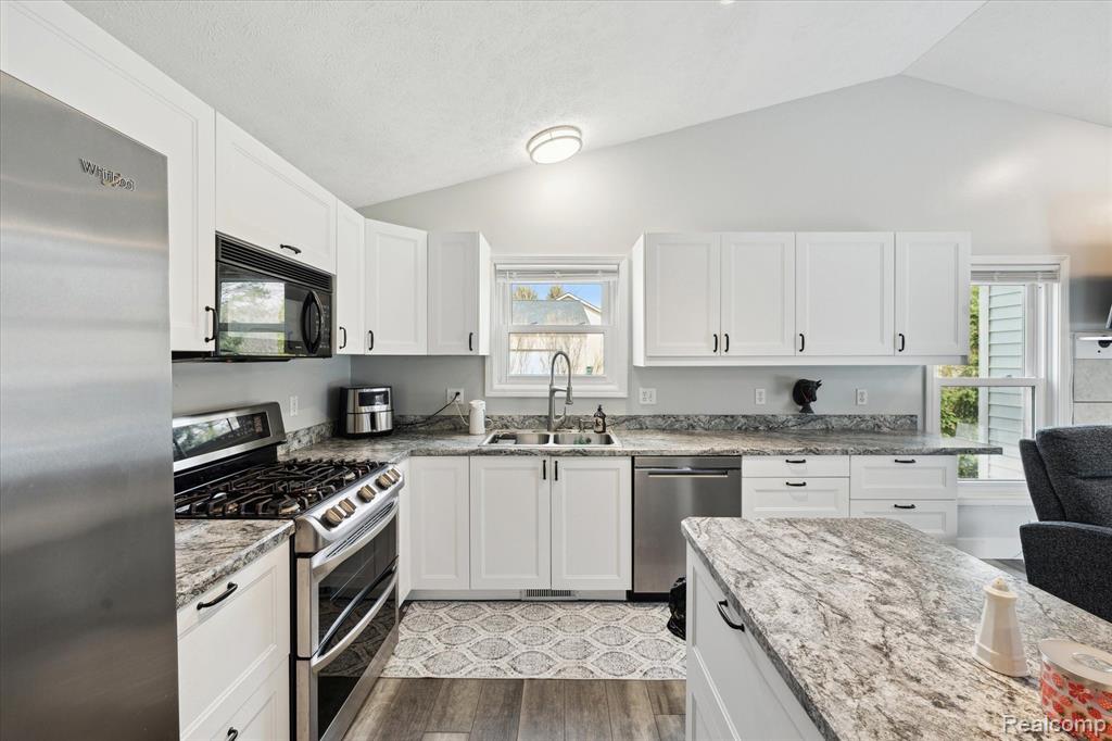 5817 CARTER, Howell, MI 48843 — Photo 11