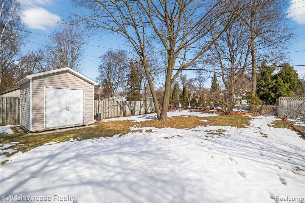 622 Elizabeth Street, Milford, MI 48381 — Photo 42
