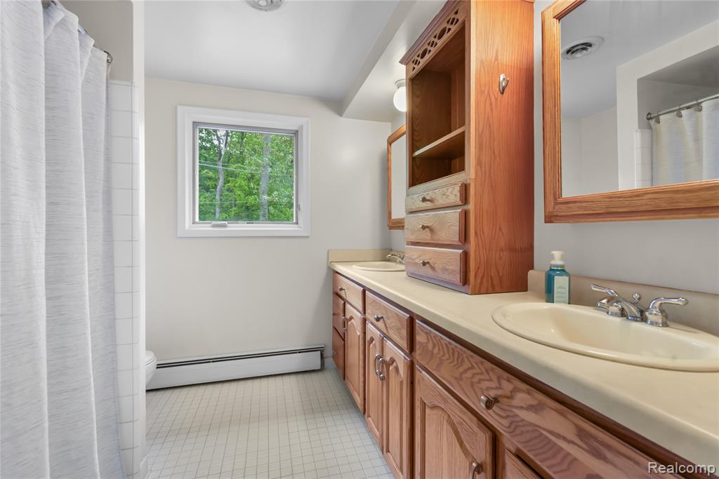 26060 Hidden Lane, Grosse Ile, MI 48138 — Photo 63