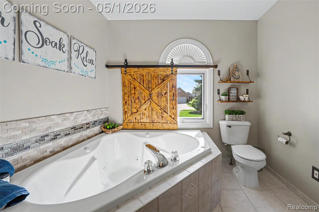 48333 Manchester Drive, Macomb, MI 48044 — Photo 18