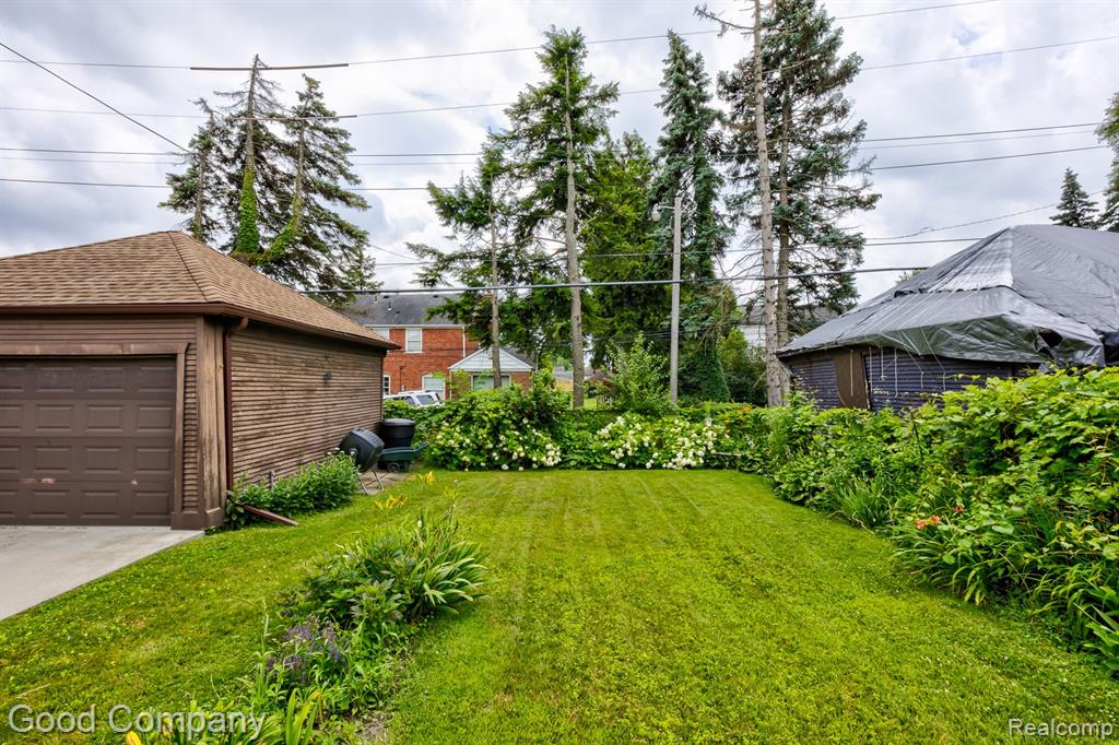 515 W Golden Gate, Highland Park, MI 48203 — Photo 59