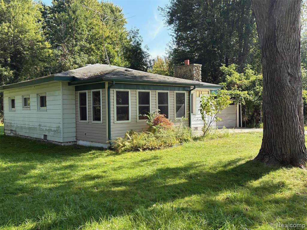 222 Newport Street, MI 48028 — Photo 3