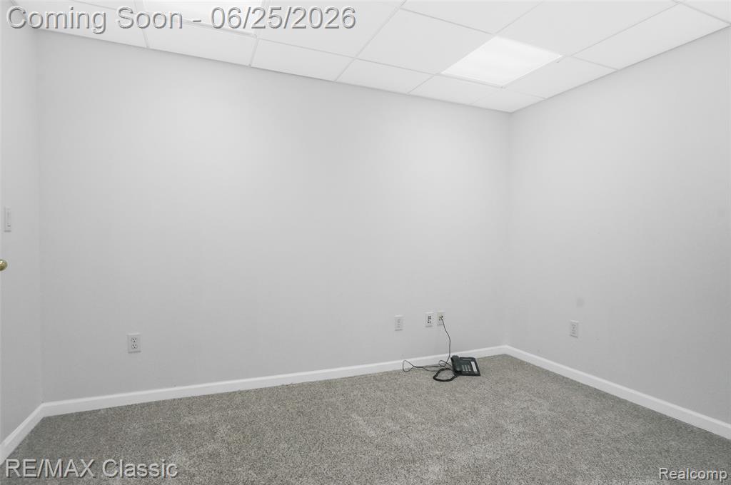 7439 Millwood, West Bloomfield, MI — Photo 36