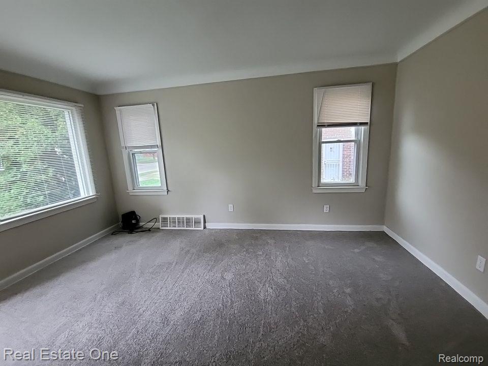 7732 DOLPHIN, Redford, MI 48239 — Photo 12