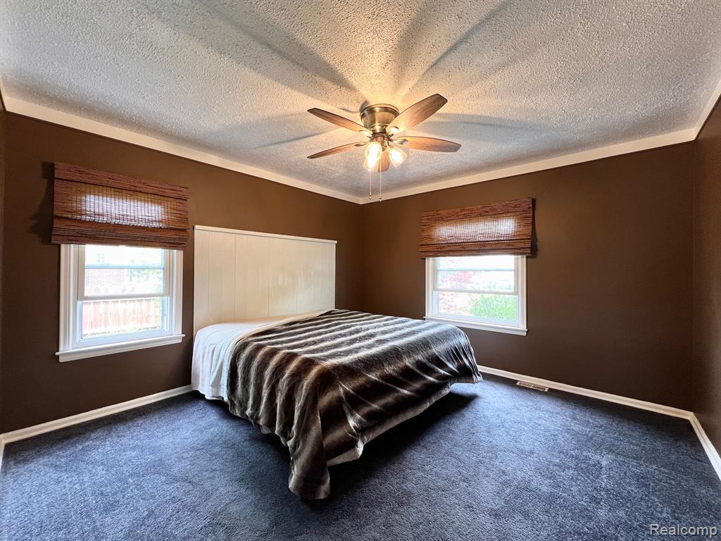 8488 HARDING, Center Line, MI 48015 — Photo 23