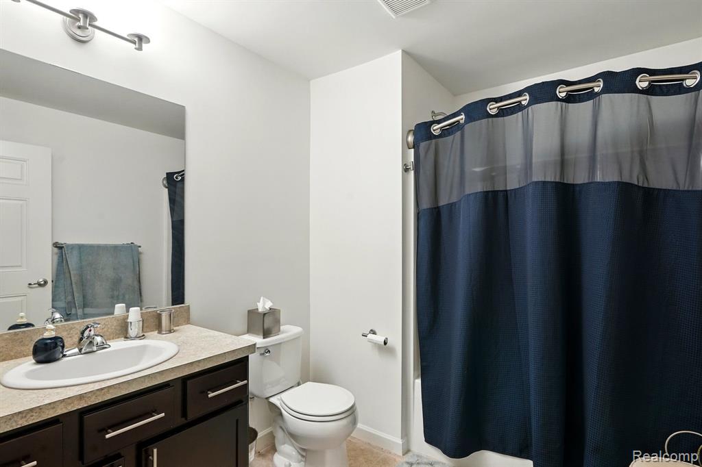 29762 MAGNOLIA Drive, New Hudson, MI 48165 — Photo 17