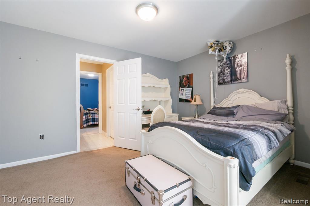 48869 Woodson Way, Canton, MI 48187 — Photo 36