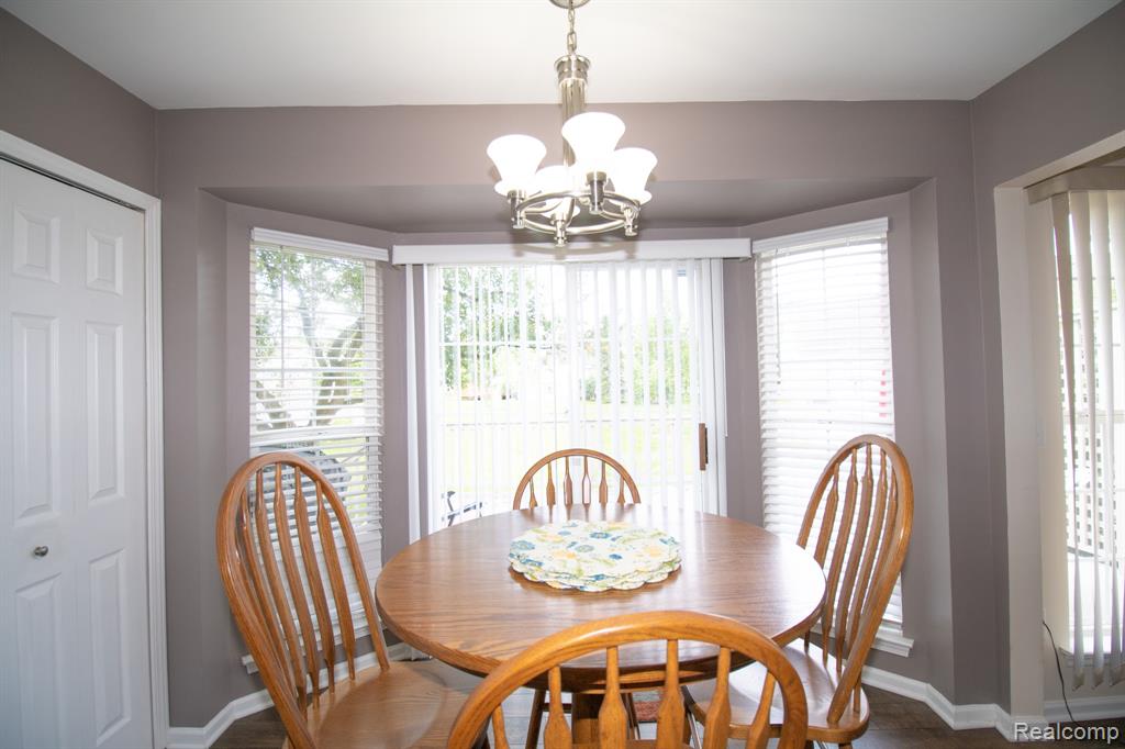 4102 Hunters Circle E, Canton, MI 48188 — Photo 15