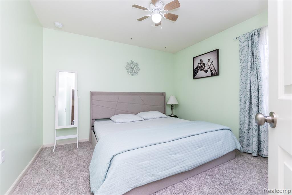 51224 Luke Lane, Novi, MI — Photo 34