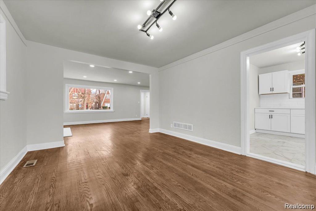 16241 Cherrylawn Street, Detroit, MI 48221 — Photo 12