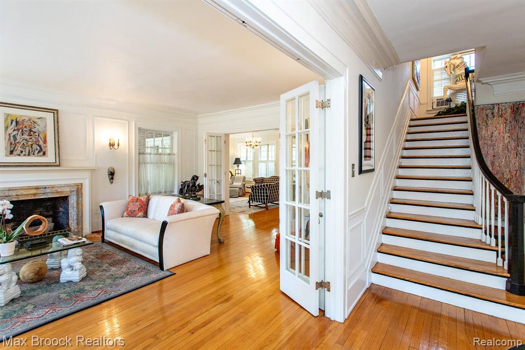 736 CHICAGO Boulevard, Detroit, MI 48202 — Photo 9