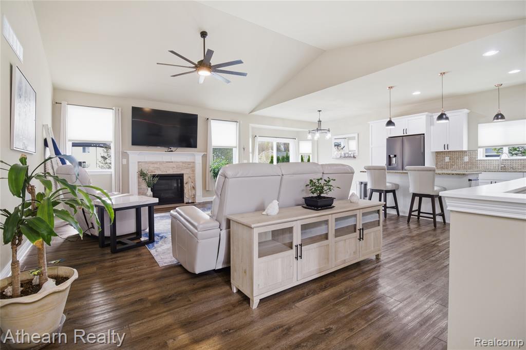 8197 Hidden Cove Court, Grand Blanc, MI 48439 — Photo 19