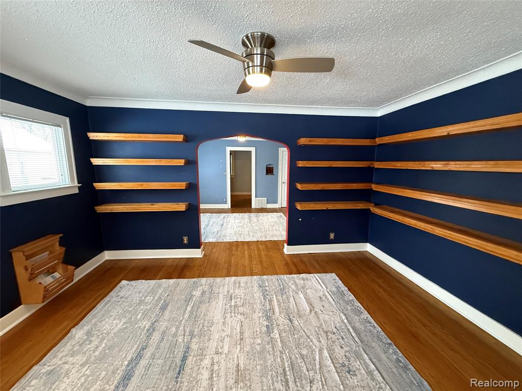 416 Burroughs Avenue, Flint, MI 48507 — Photo 5