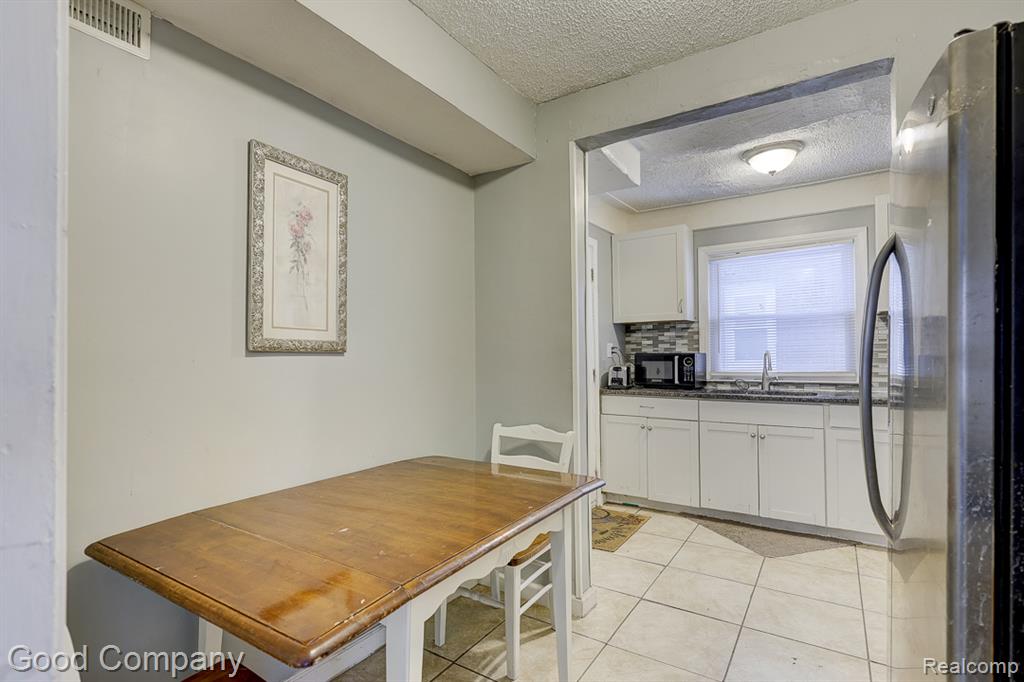 18669 Coyle Street, Detroit, MI 48235 — Photo 12