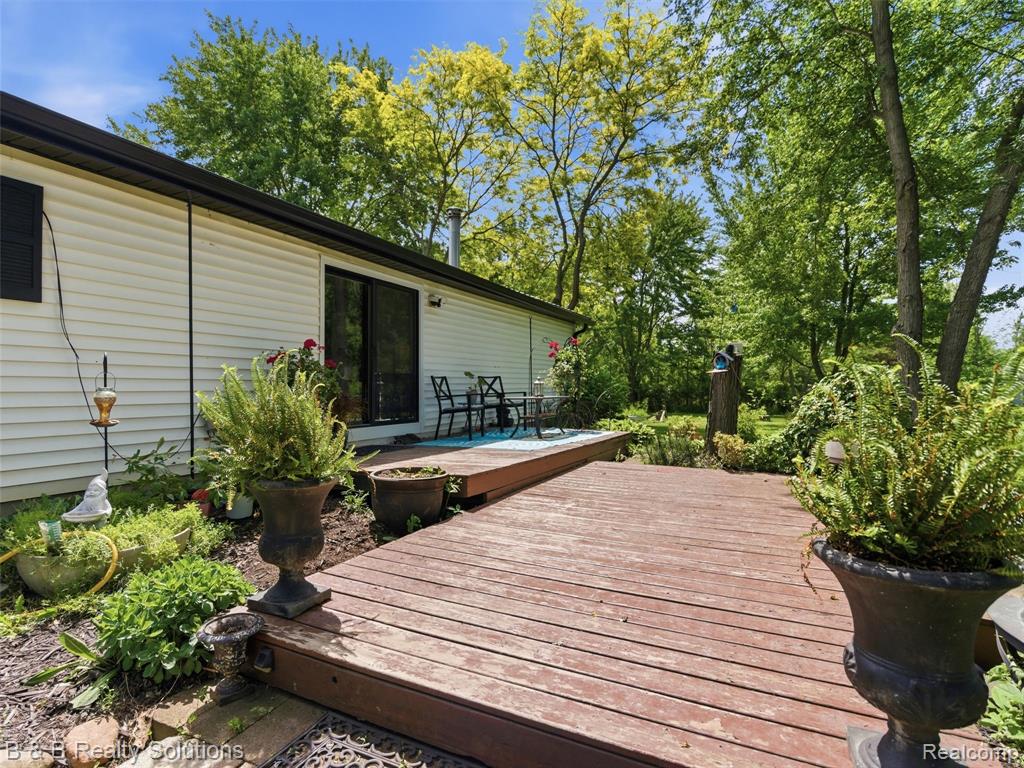 60455 Bates Road, New Haven, MI 48048 — Photo 24