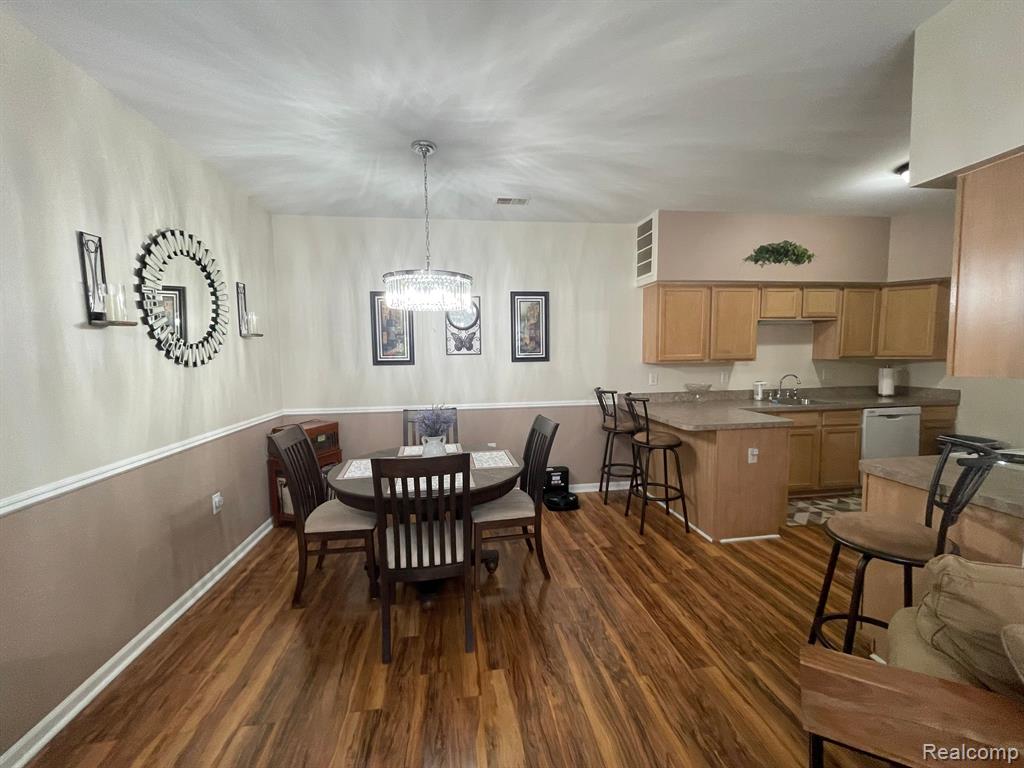3484 KNEELAND Circle, Howell, MI 48843 — Photo 6