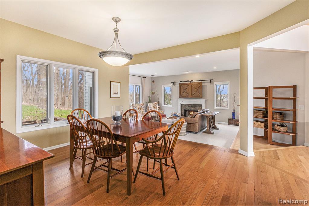 7643 MISTWOOD Drive, White Lake, MI 48383 — Photo 23