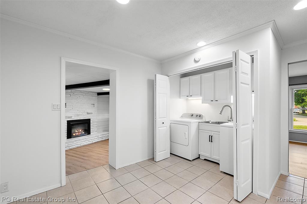 4550 JUSTINE Street, Shelby Twp, MI 48317 — Photo 40