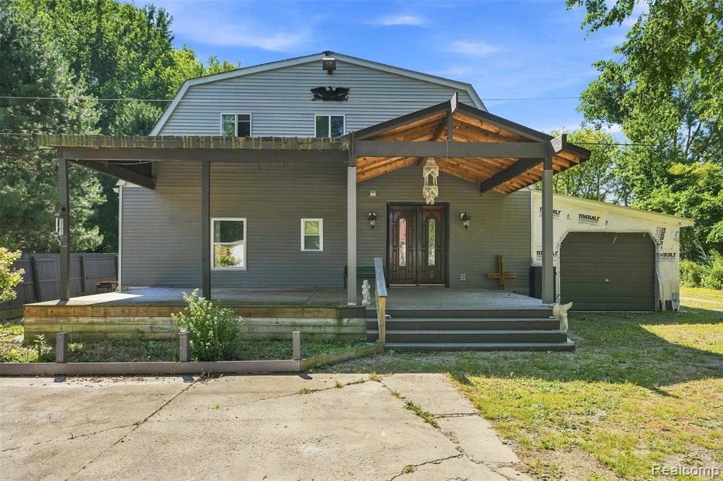 5161 Parker Road, Fort Gratiot, MI 48059