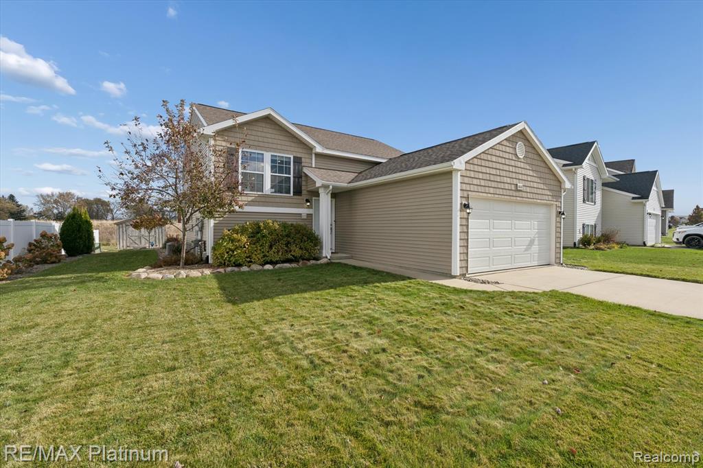 16519 Bedington Drive, Linden, MI 48451 — Photo 2
