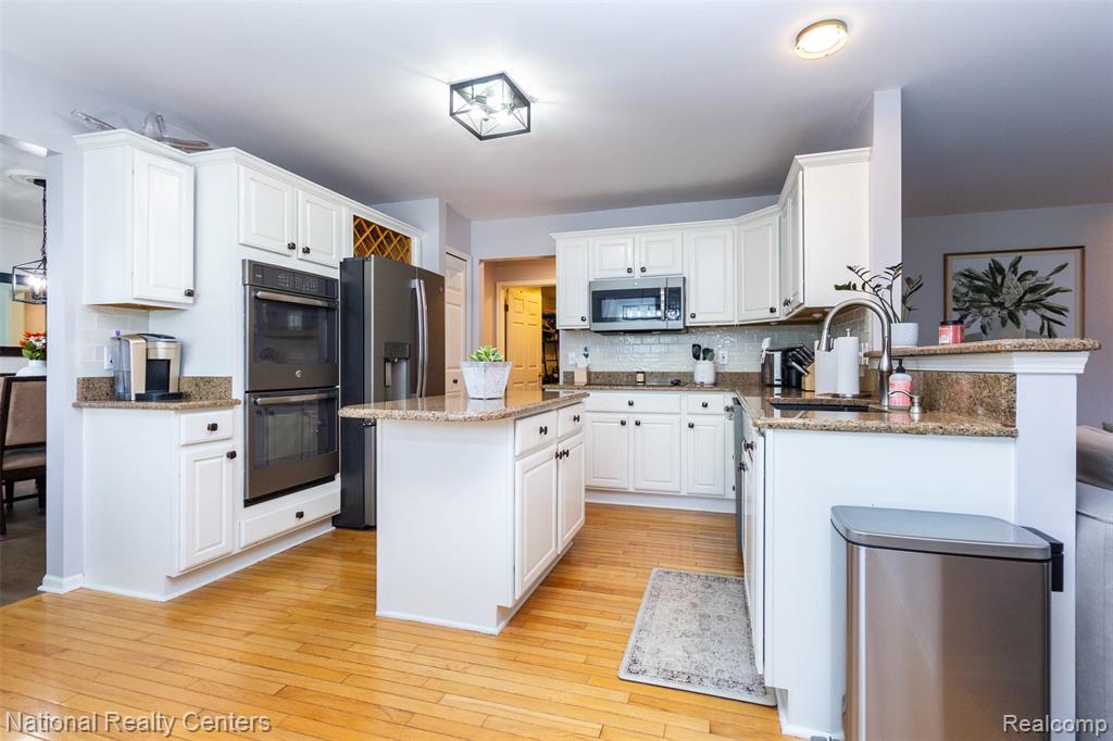 46694 Crosswick, Canton, MI 48187 — Photo 16