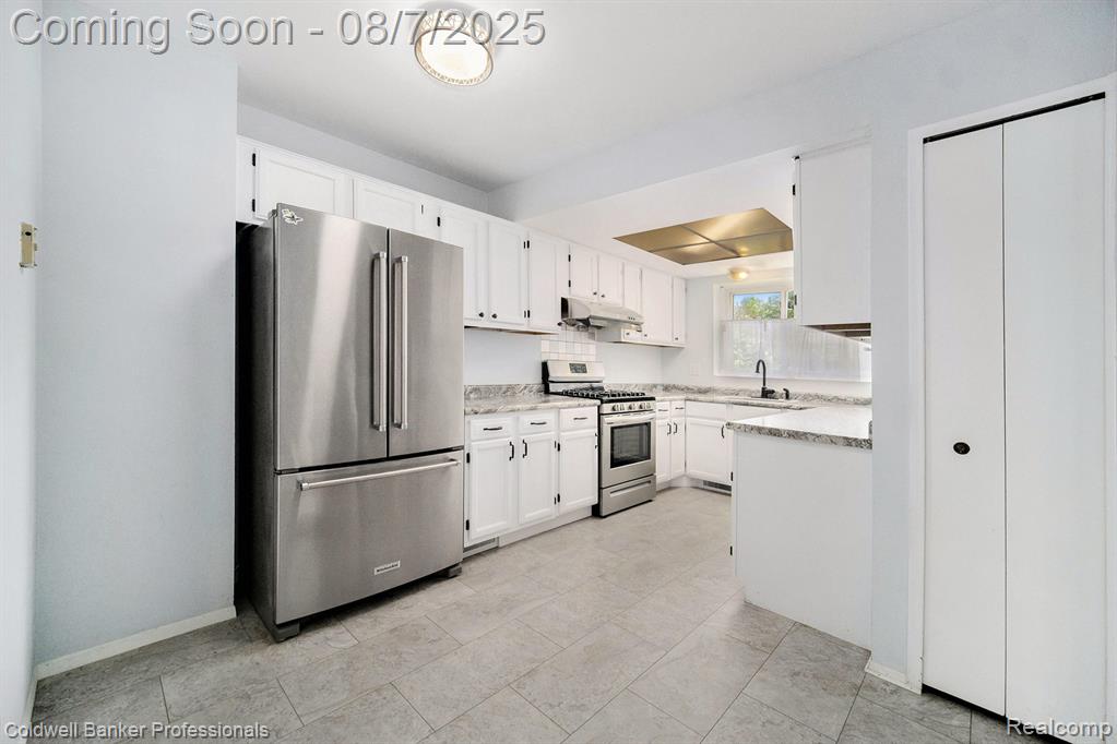 3543 Burbank Drive, Ann Arbor, MI 48105 — Photo 11