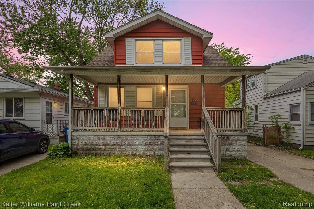7275 Orchard Avenue, Warren, MI 48091 — front exterior