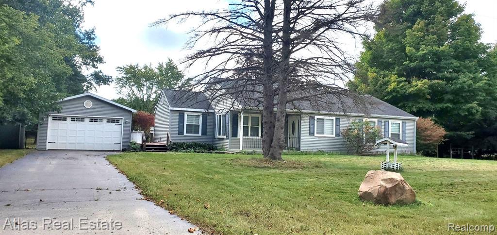4883 BRIGHAM Road, Goodrich Vlg, MI — front exterior