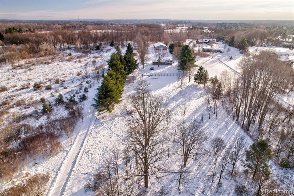 237 W Castle Road, Fostoria, MI 48435 — Photo 67