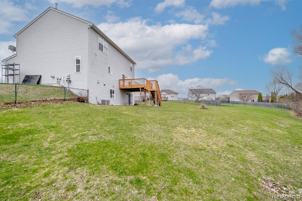 618 RUSTIC Trail, Linden, MI 48451 — Photo 25
