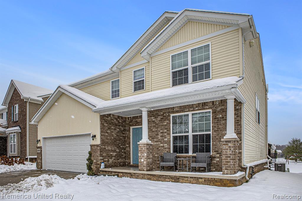 59696 Twin Pines Drive, New Hudson, MI 48165 — Photo 2