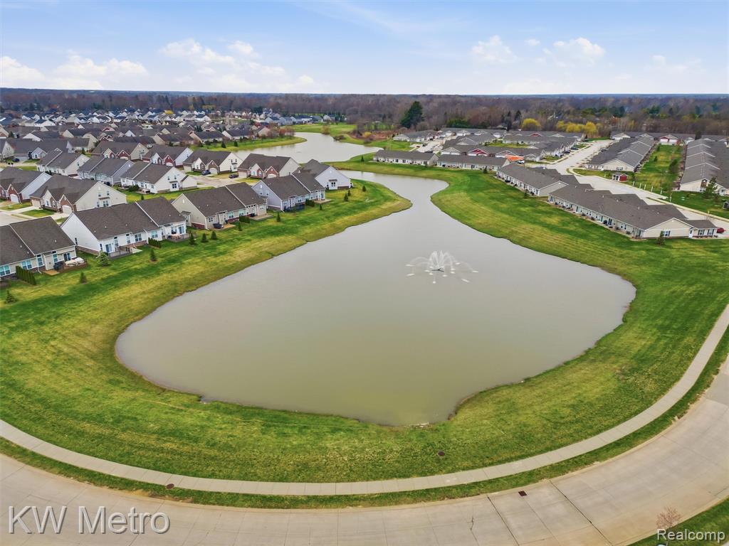 48672 Ivory Orchard Drive, Macomb, MI 48042 — Photo 40