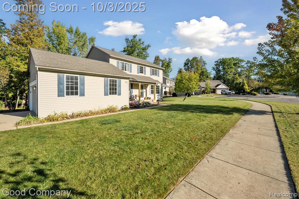 961 LOON Court, Fenton, MI 48430 — Photo 2