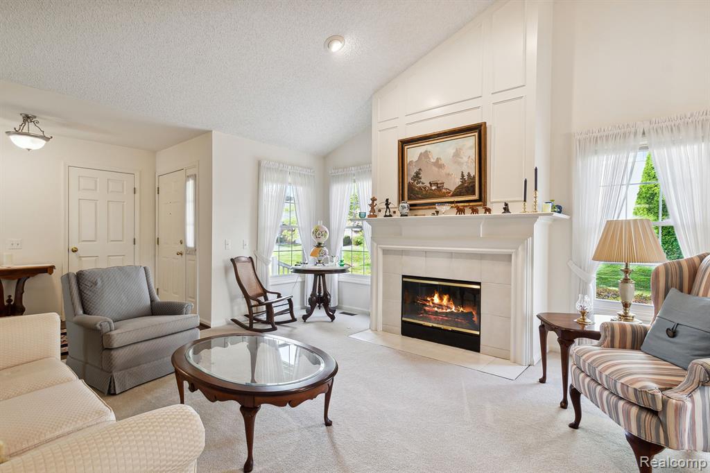 39784 GLENVIEW, Northville, MI 48168 — Photo 12