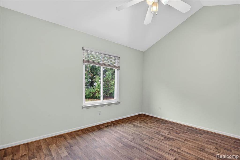2089 W Ridge Drive, Davison, MI 48423 — Photo 20