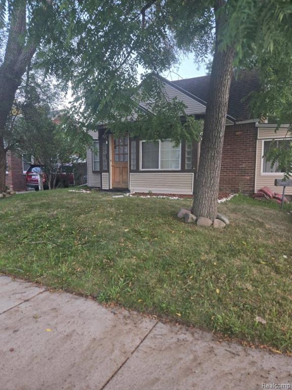 16326 Toepfer Drive, Eastpointe, MI 48021