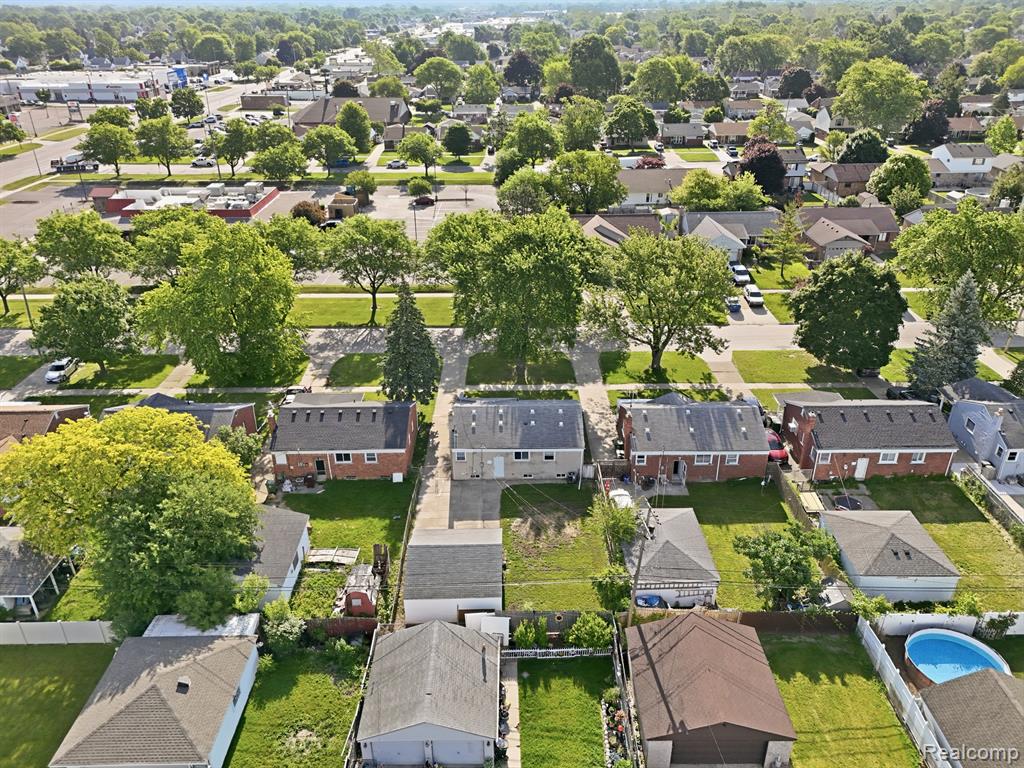 15080 Churchill Street, Southgate, MI 48195 — Photo 35