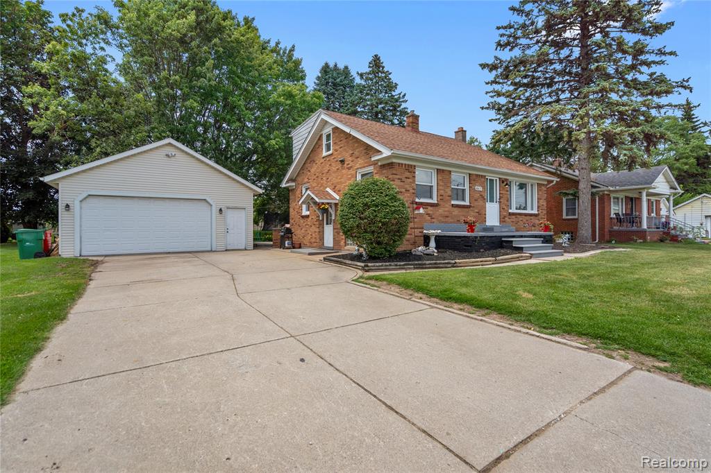 48425 Romeo Plank Road, Macomb, MI 48044 — Photo 24