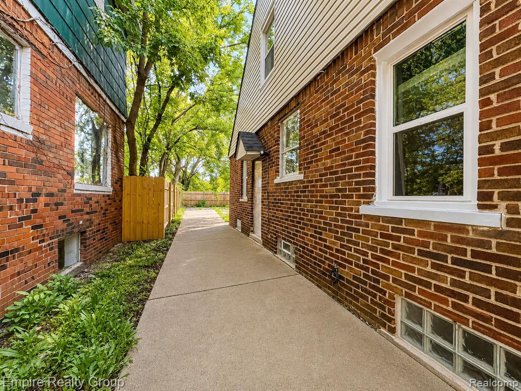 12719 Wade Street, Detroit, MI 48213 — Photo 4