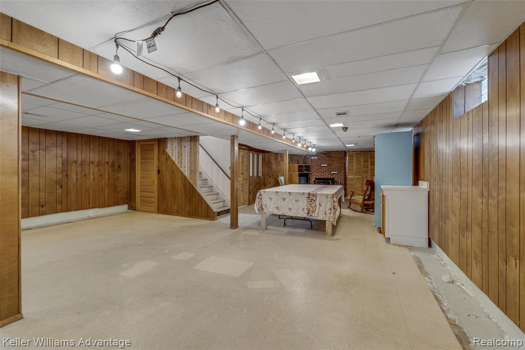 3979 Grindley Park Street, Dearborn Heights, MI 48125 — Photo 22