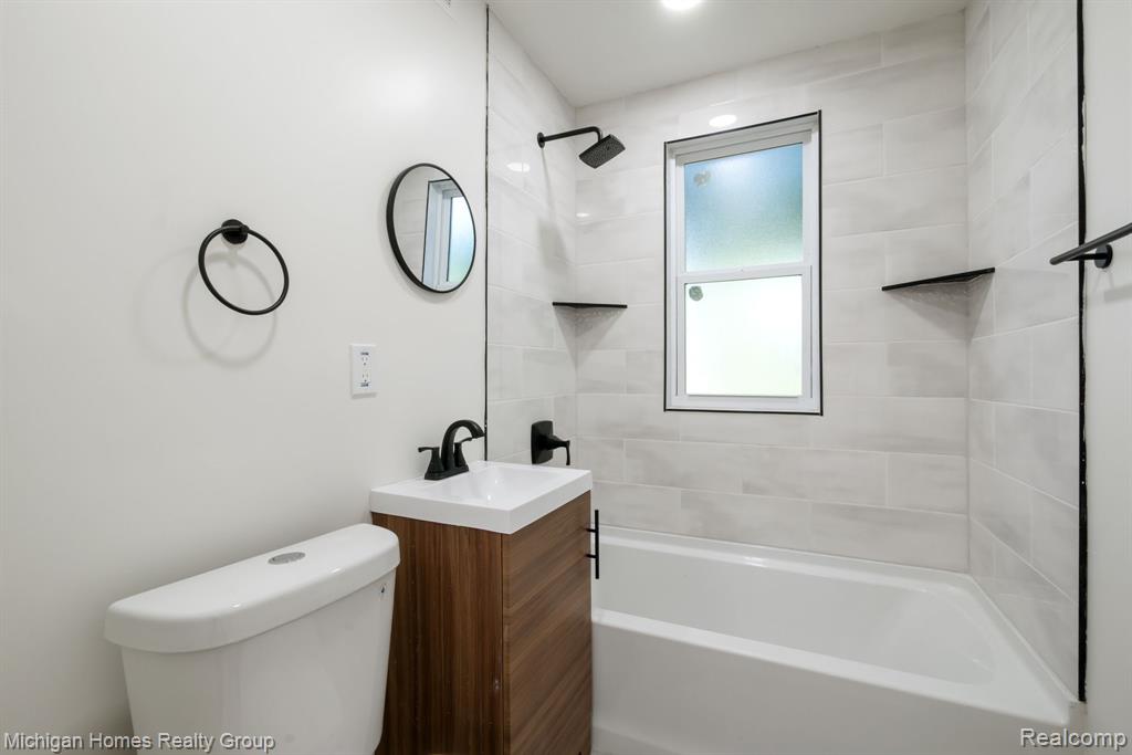 62 Wellesley Dr. Drive, Pleasant Ridge, MI — Photo 14