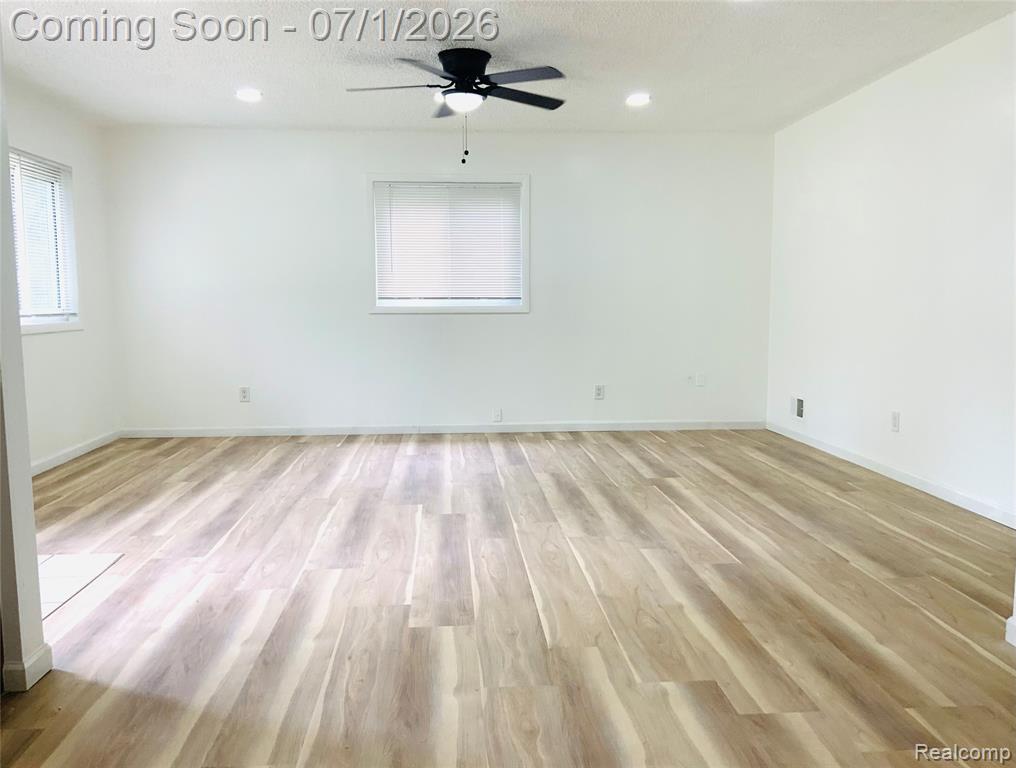 6475 N Highland Street, Dearborn Heights, MI 48127 — Photo 5