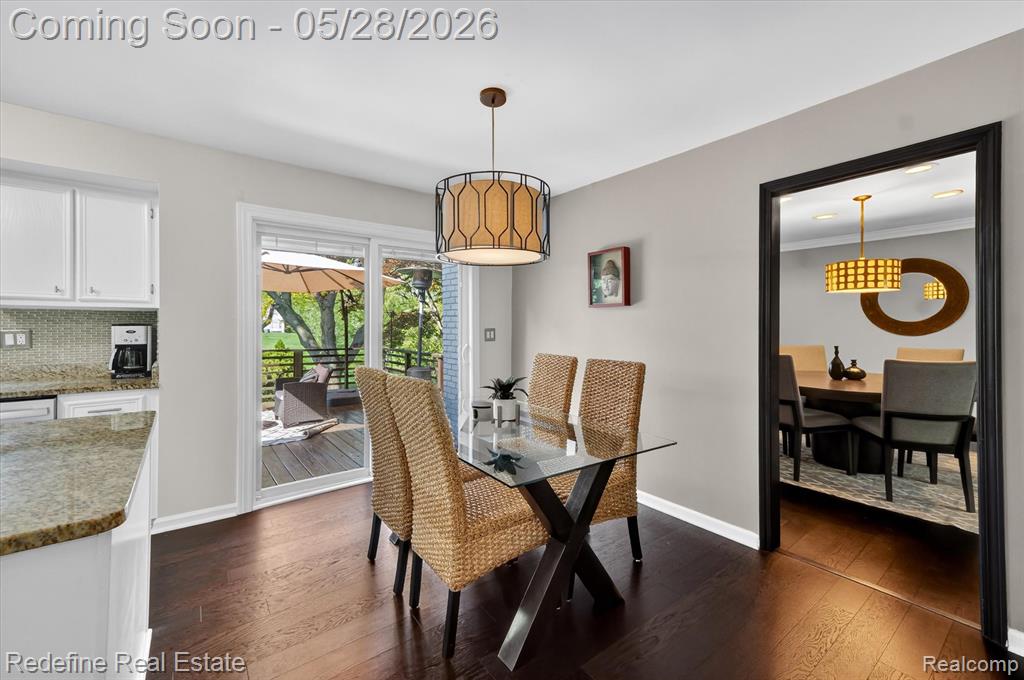 4296 Barcroft Way, West Bloomfield, MI 48323 — Photo 18